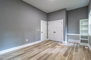 725 Piccadilly Ct, Sanford, NC 27332