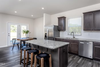 725 Richardson Dr, Sanford, NC 27330