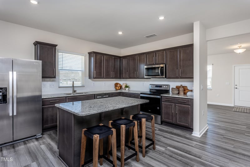 725 Richardson Dr, Sanford, NC 27330