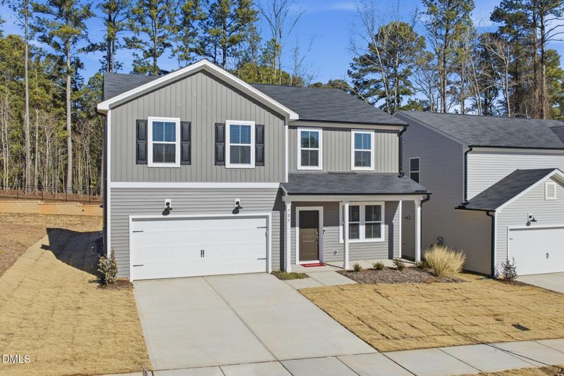 725 Richardson Dr, Sanford, NC 27330