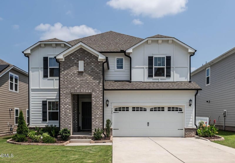 725 Sage Oak Ln, Holly Springs, NC 27540