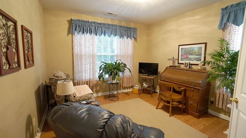 725 Soft Tree Ln, Durham, NC 27712