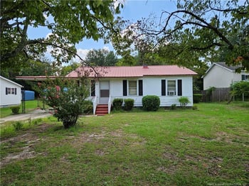725 Veda St, Fayetteville, NC 28306