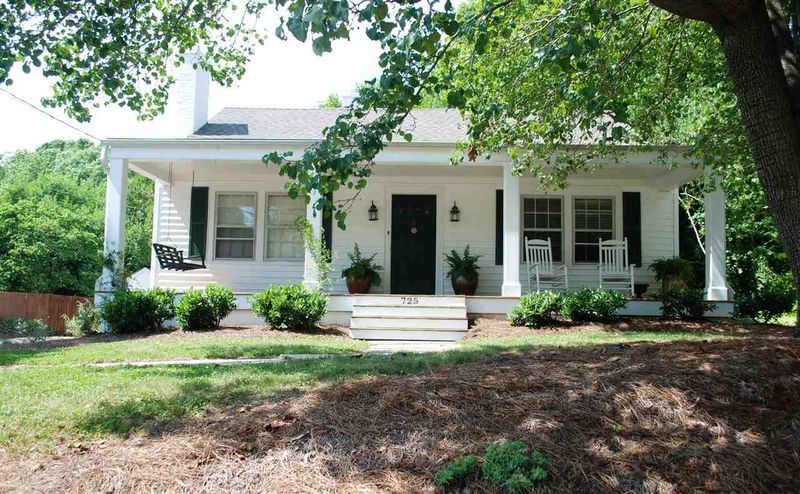 725 E Whitaker Mill Rd, Raleigh, NC 27608