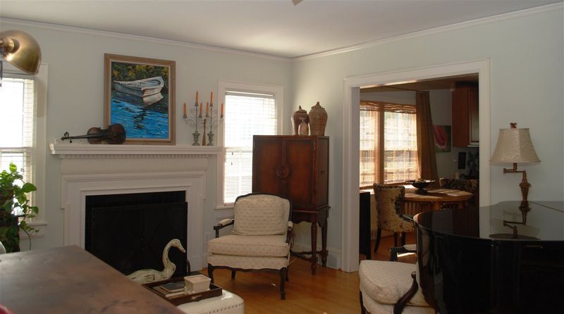 725 E Whitaker Mill Rd, Raleigh, NC 27608