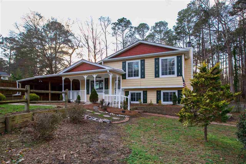 7256 Berkshire Downs Dr, Raleigh, NC 27616