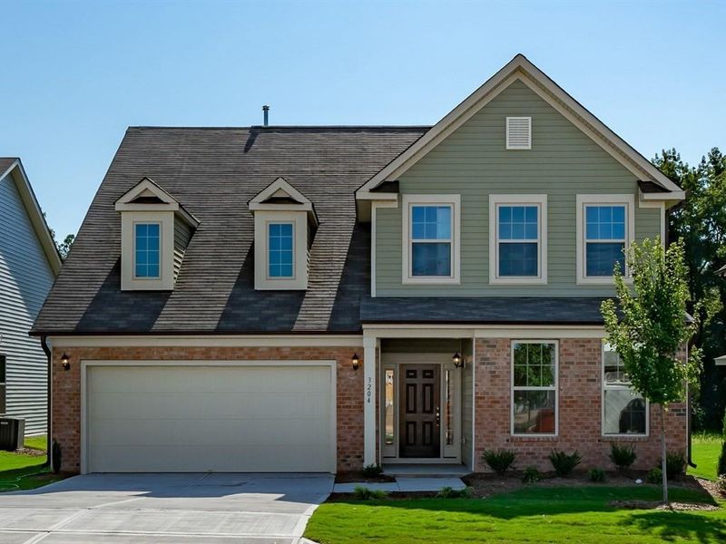 726 Heartpine Dr, Mebane, NC 27302
