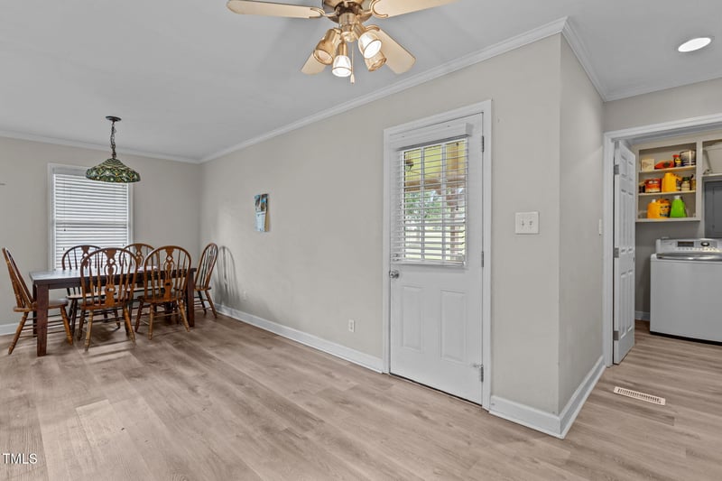 726 Hillandale Ln, Garner, NC 27529