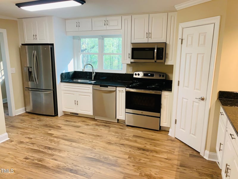 726 Norris Rd, Clayton, NC 27520
