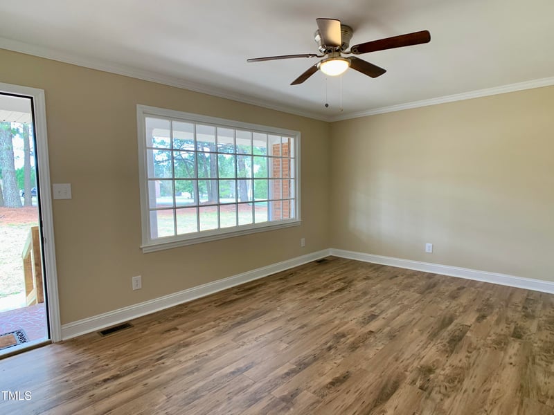 726 Norris Rd, Clayton, NC 27520