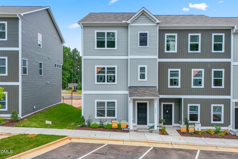 726 Orchard Vista Cir, Raleigh, NC 27606