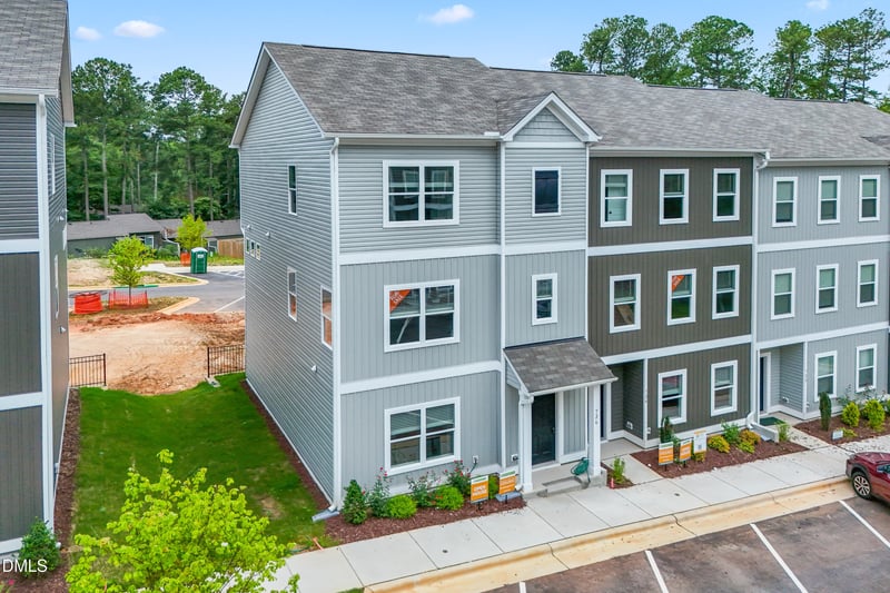 726 Orchard Vista Cir, Raleigh, NC 27606