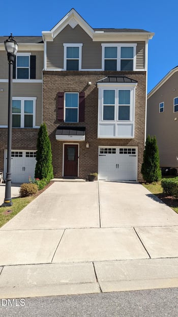 726 Suffield Way, Cary, NC 27519