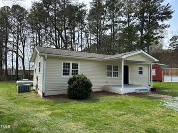 726 Thompson St, Pittsboro, NC 27312