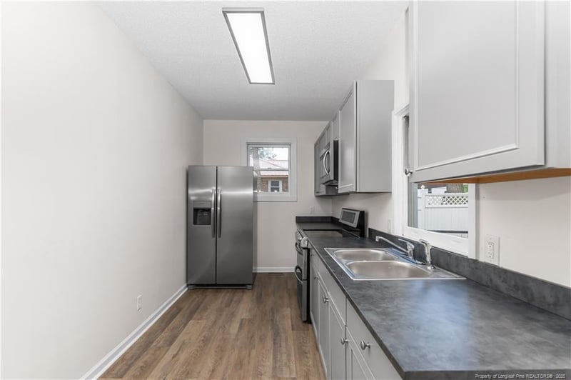 726 W M St, Erwin, NC 28339