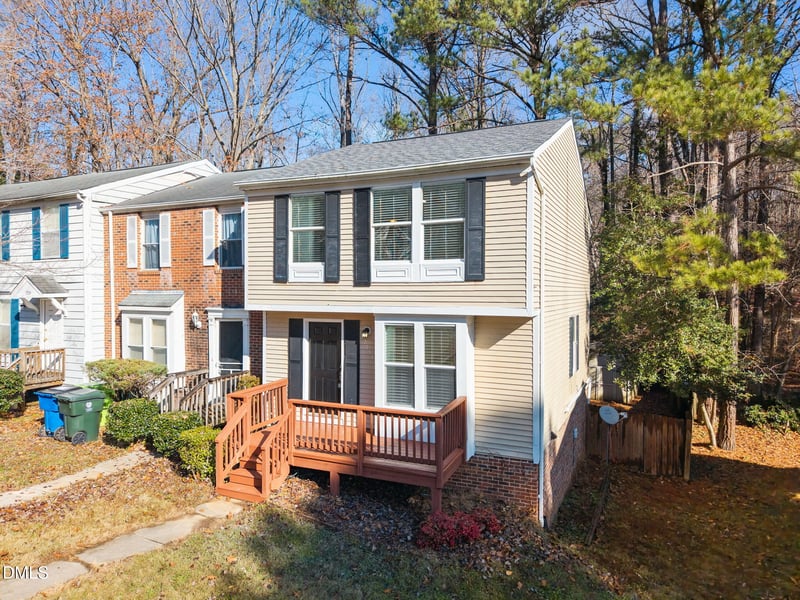 7260 Shellburne Dr, Raleigh, NC 27612