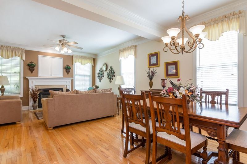 7260 Summit Waters Ln, Raleigh, NC 27613