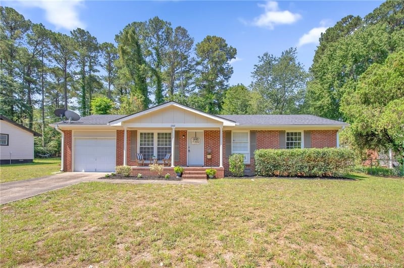 7262 Ryan St, Fayetteville, NC 28314