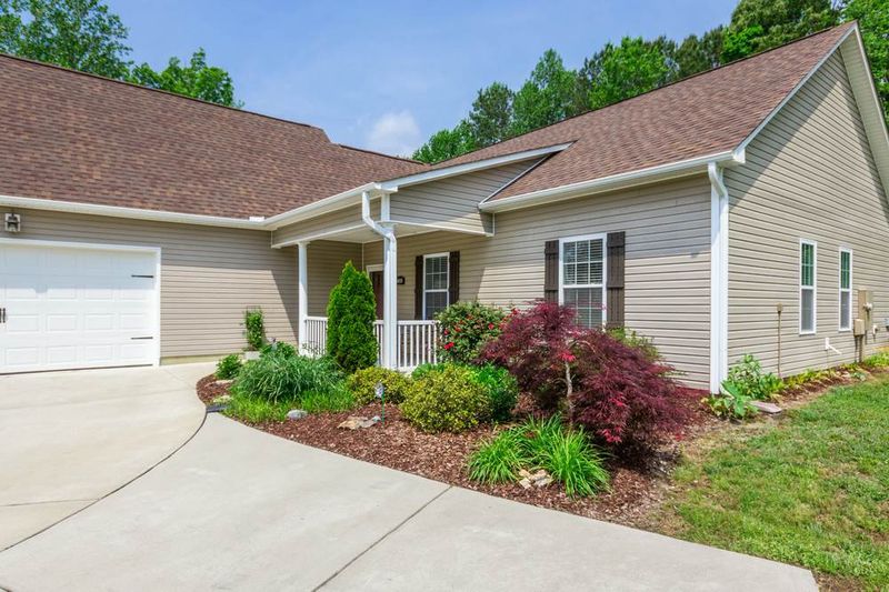 7265 Beau View Dr, Wendell, NC 27591