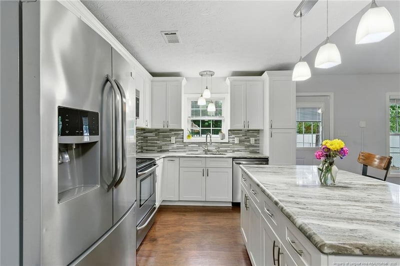 7268 Pebblebrook Dr, Fayetteville, NC 28314