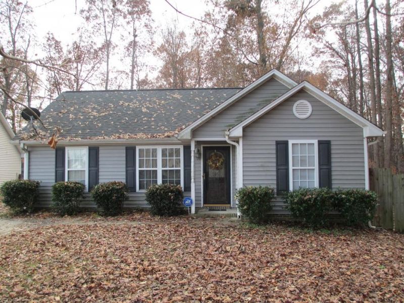 727 Arden St, Burlington, NC 27215