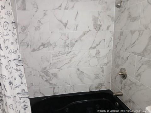 727 Ashburton Dr, Fayetteville, NC 28301