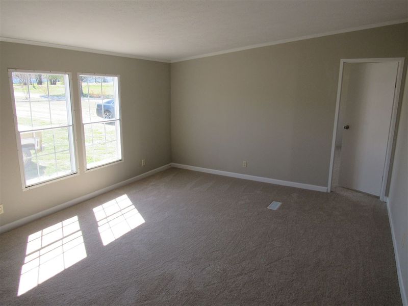 727 Barnes Lake Rd, Middlesex, NC 27557