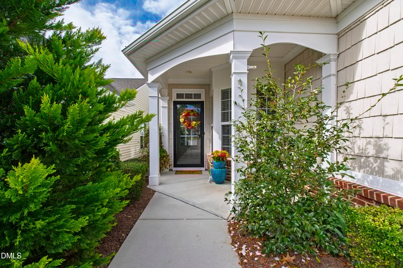 727 Bradhurst Pl, Cary, NC 27519