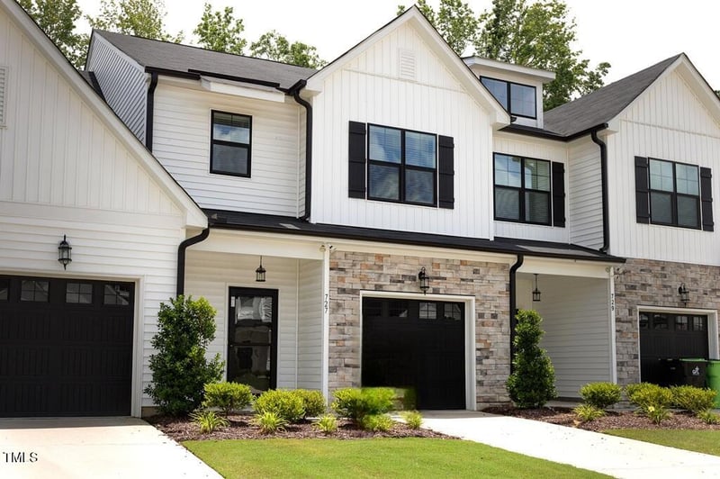 727 Putney Hill Rd, Zebulon, NC 27597