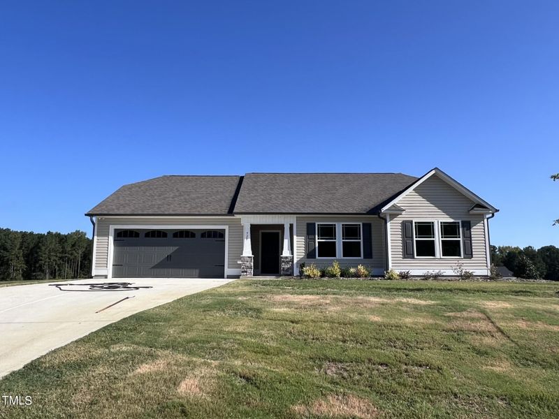 727 Sherrill Farm Dr, Benson, NC 27504