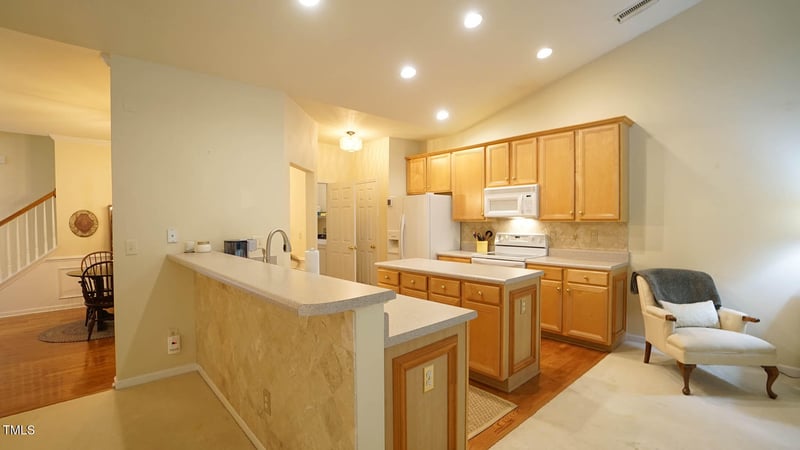 727 Soft Tree Ln, Durham, NC 27712