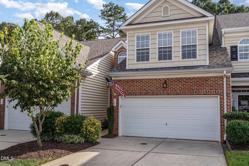 727 Swan Neck Ln, Raleigh, NC 27615