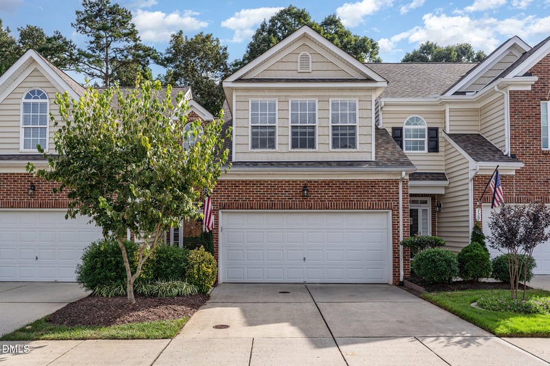 727 Swan Neck Ln, Raleigh, NC 27615