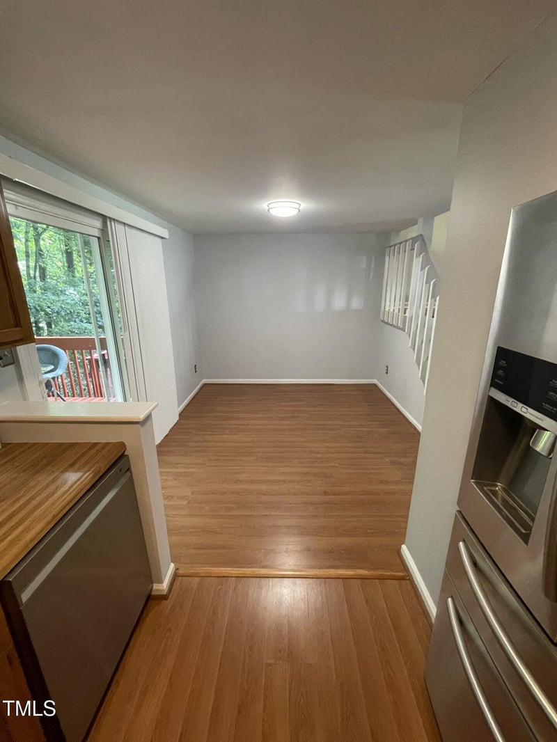 7276 Shellburne Dr, Raleigh, NC 27612