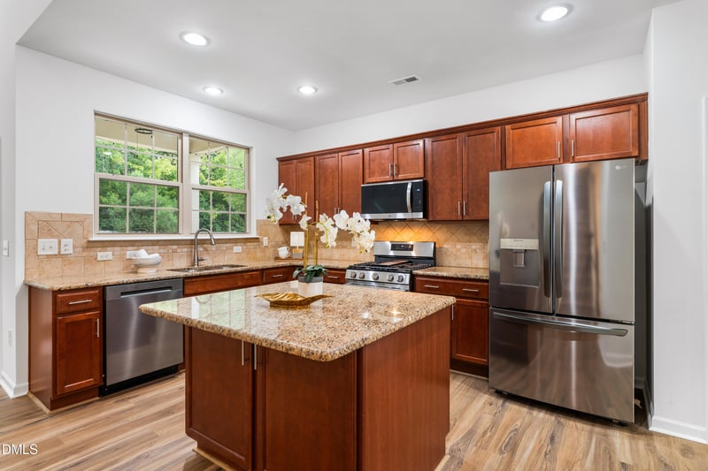 728 Blossom Bay Ln, Apex, NC 27523