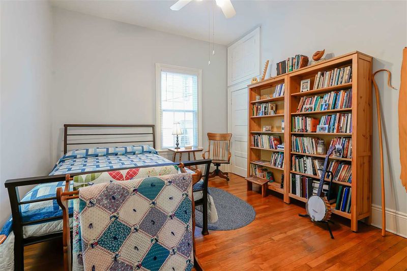 728 N Blount St, Raleigh, NC 27604