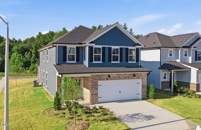 728 Branthurst Dr, Fuquay Varina, NC 27526