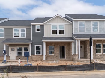 728 Chandler Stone Dr, Zebulon, NC 27597