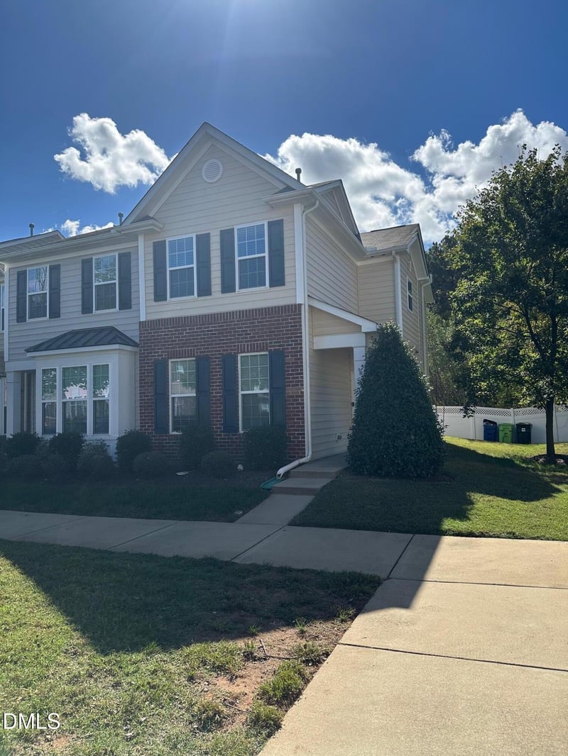 728 Cupola Dr, Raleigh, NC 27603