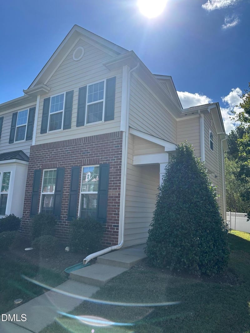728 Cupola Dr, Raleigh, NC 27603