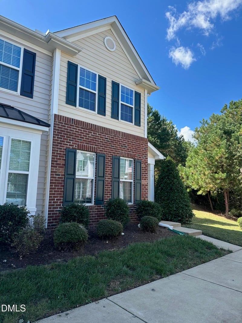 728 Cupola Dr, Raleigh, NC 27603