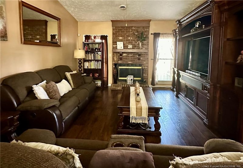 728 Glen Reilly Dr, Fayetteville, NC 28314