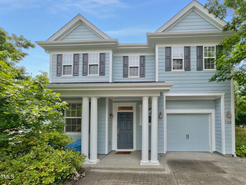 728 Hewespoint Ct, Cary, NC 27519
