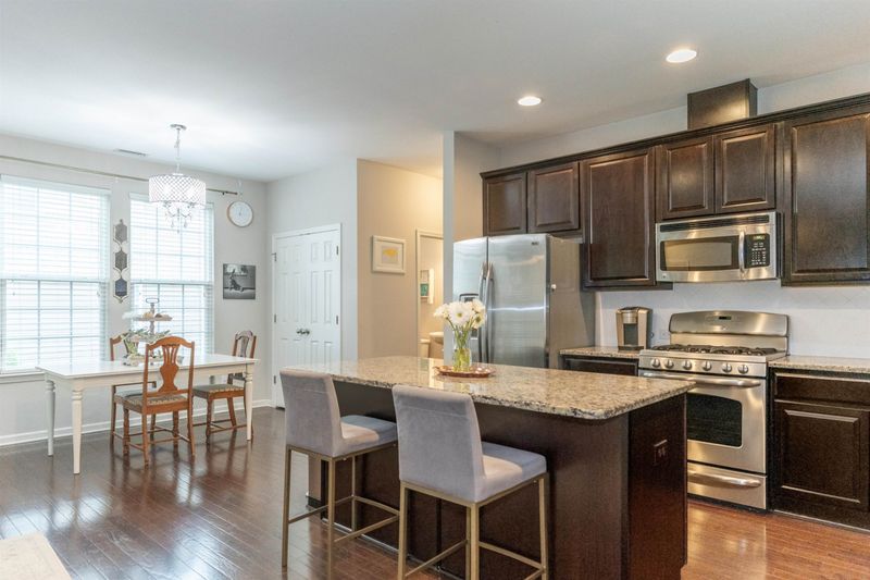 728 Resplendent Pl, Raleigh, NC 27603