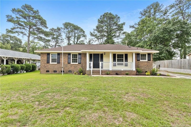 728 Rockwood Dr, Fayetteville, NC 28311