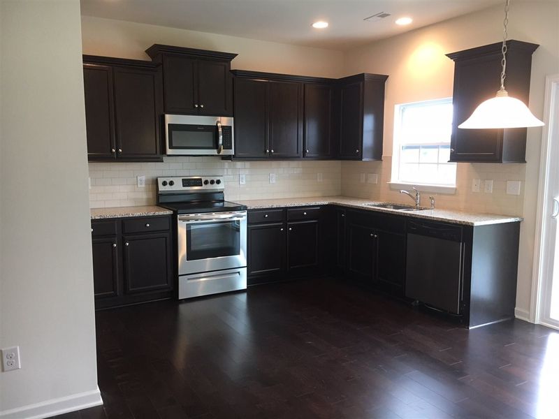 728 Rose Mallow Dr, Zebulon, NC 27597