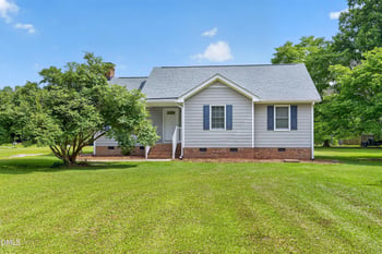 728 Wagstaff Rd, Fuquay Varina, NC 27526