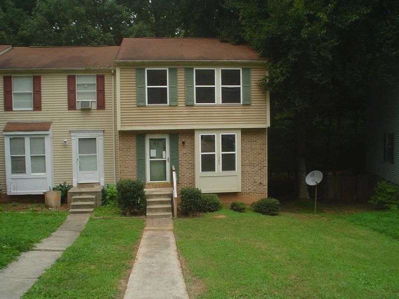7280 Shellburne Dr, Raleigh, NC 27612