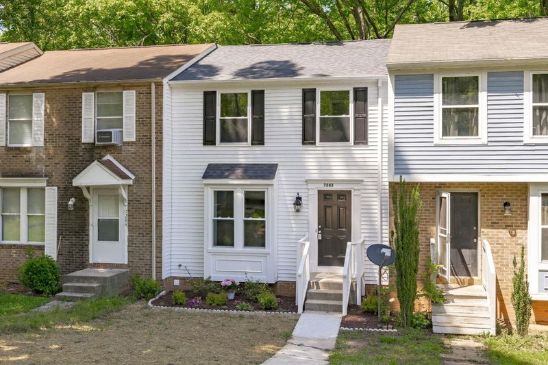 7282 Shellburne Dr, Raleigh, NC 27612