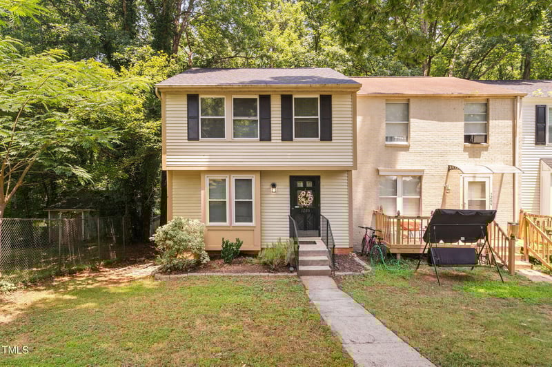 7286 Shellburne Dr, Raleigh, NC 27612